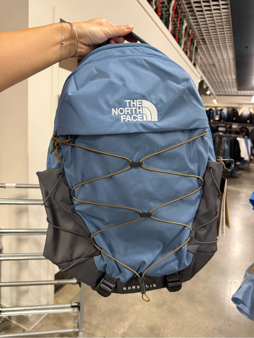 NWT!The North Face Borealis Backpack Winslor Blue/AN!Good deal👍